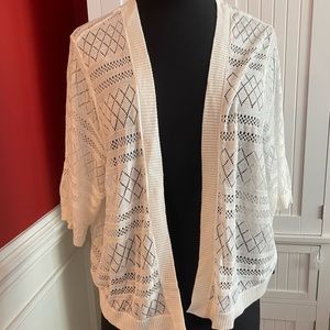 White spring summer sweater torrid size 4
